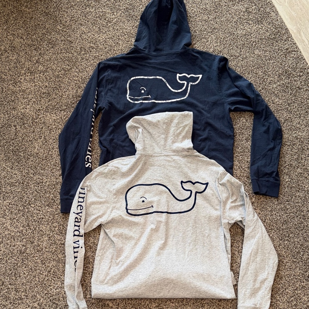 Lot of 2 Vineyard Vines Mens Medium Classic Whale Long Sleeve Hoodie Tees
